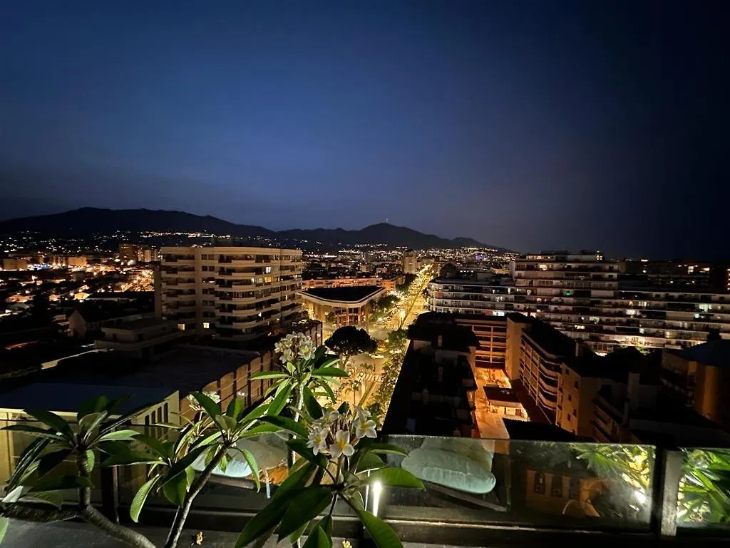 Vacaciones De Ensueno En El Centro De Fuengirola Apartment